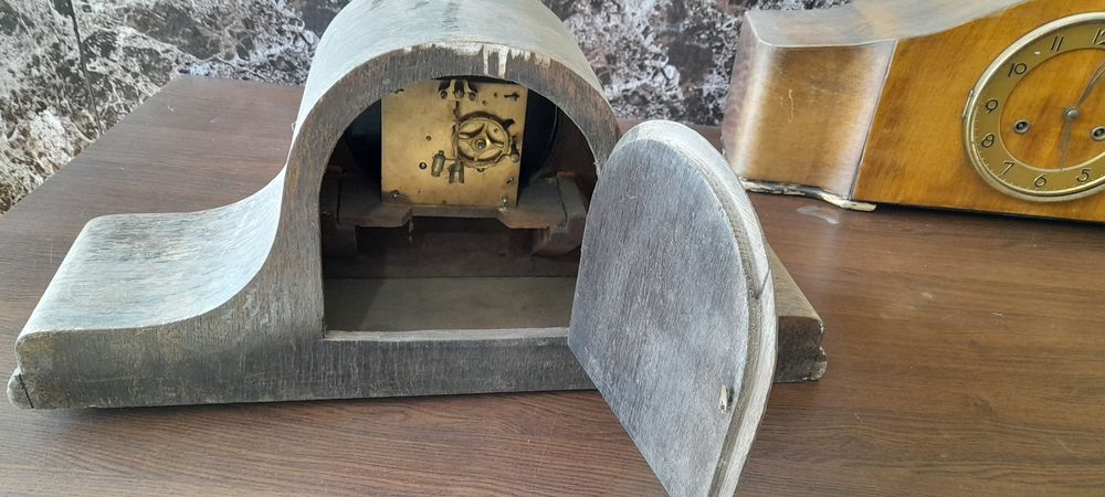 Стари камини механични часовници