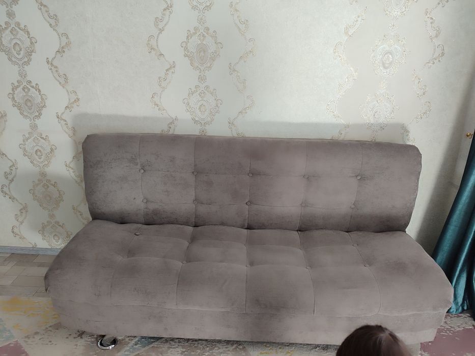 Продаю диван и кресло