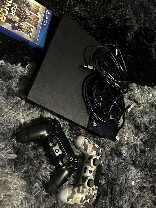 PlayStation 4 -500GB