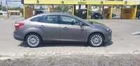 Ford focus 1.6 benzina  fab 2011