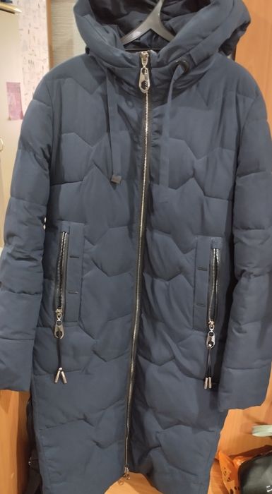 Продам зимнюю куртку