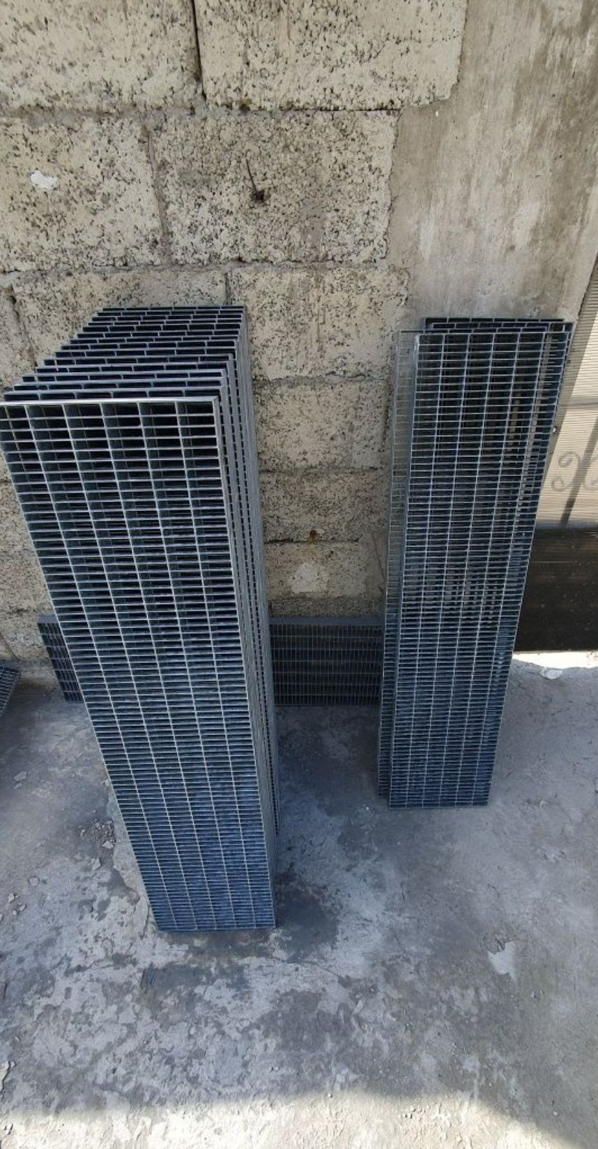 Gratare metalice
