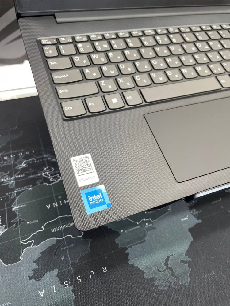 Lenovo V 15 б/у идеал состаяна договорная