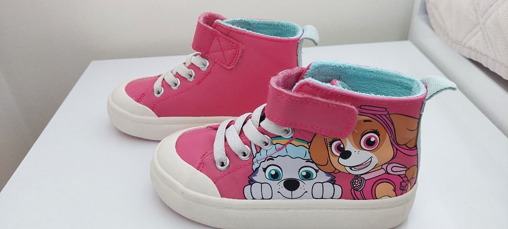 Обувки НМ, 25 размер