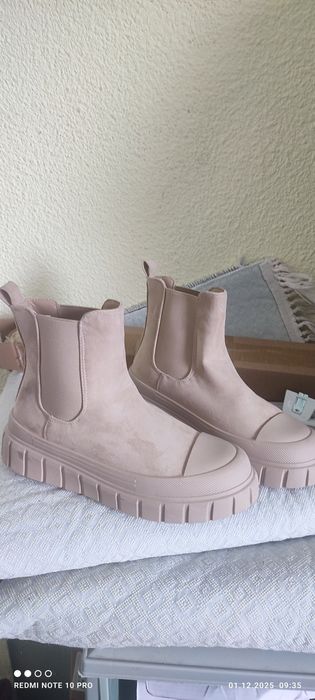 Дамски боти – Beige / Nude – размер 39, нови!