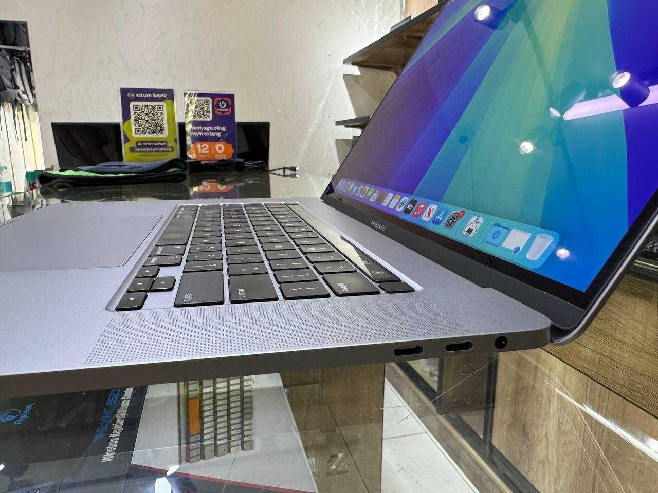Macbook PRO 16 2019г Core i7-9750H озу16гб 512ssd Radeon Pro 5300m 4гб