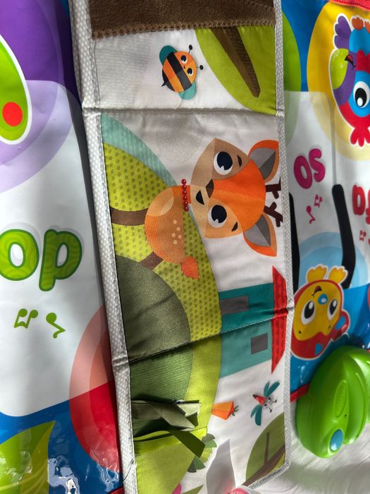 Музикално килимче и двустранна книжка обиколник