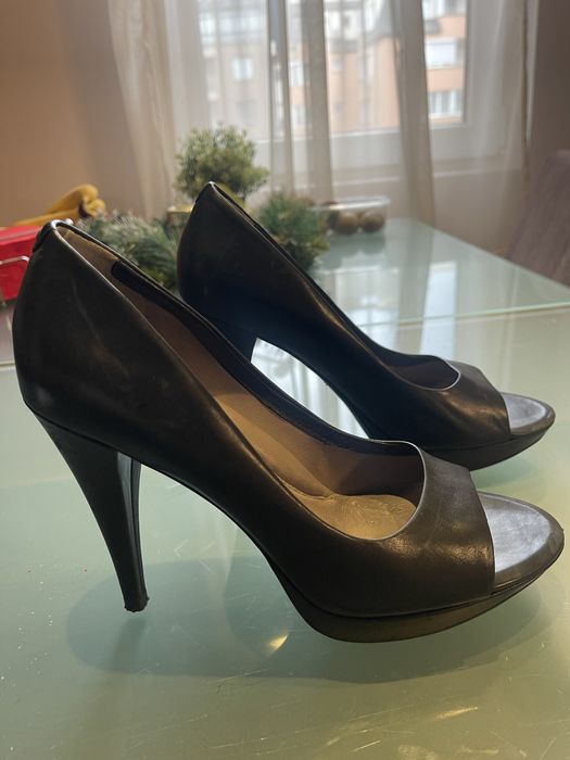 Италиански маркови обувки