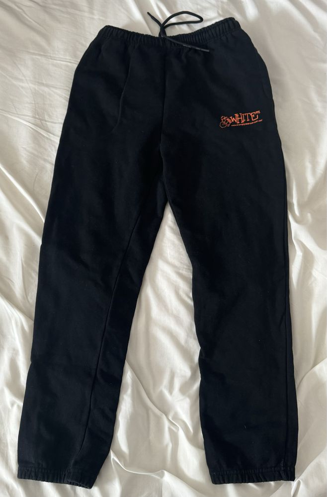 pantaloni off white