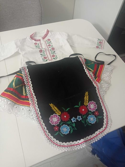 Бебешка носия за момиче