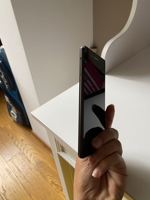 Телефон SONY Xperia Z3+ E6553 черен