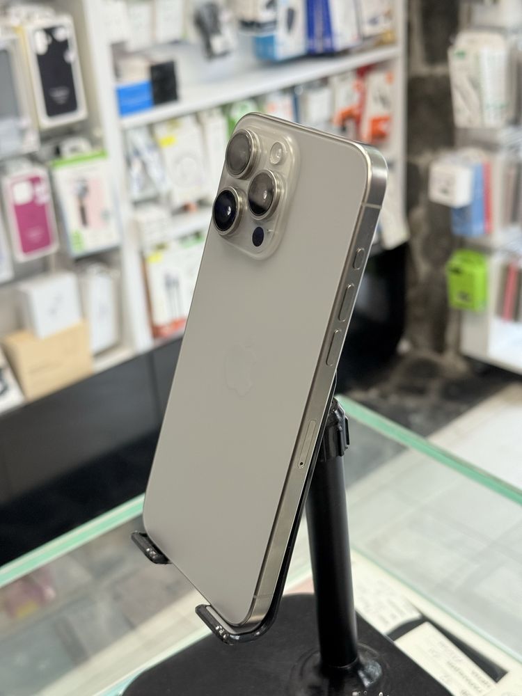 Apple iPhone 15 Pro Max 256GB Natural Titanium