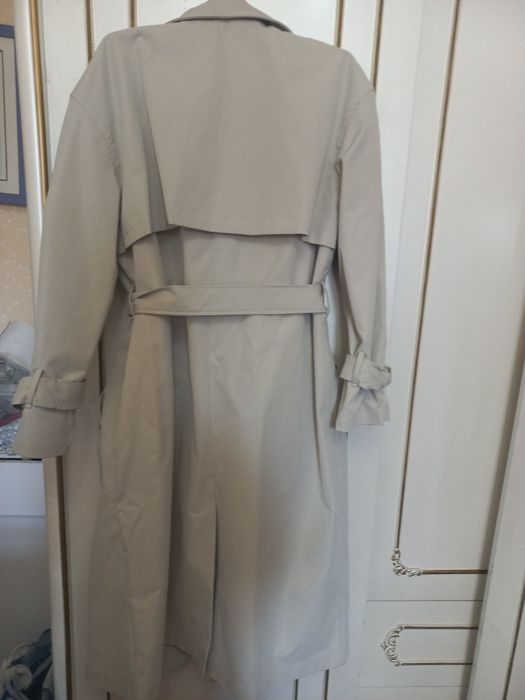 Новый женский плащь хорошего качества