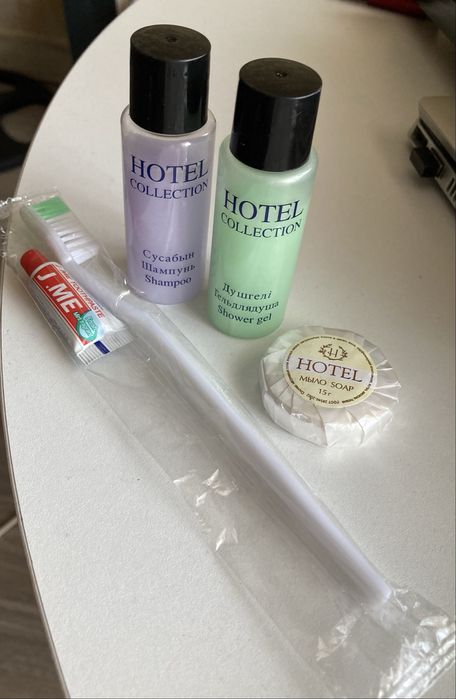 Шампунь гель, зубная паста, щетка, мыло