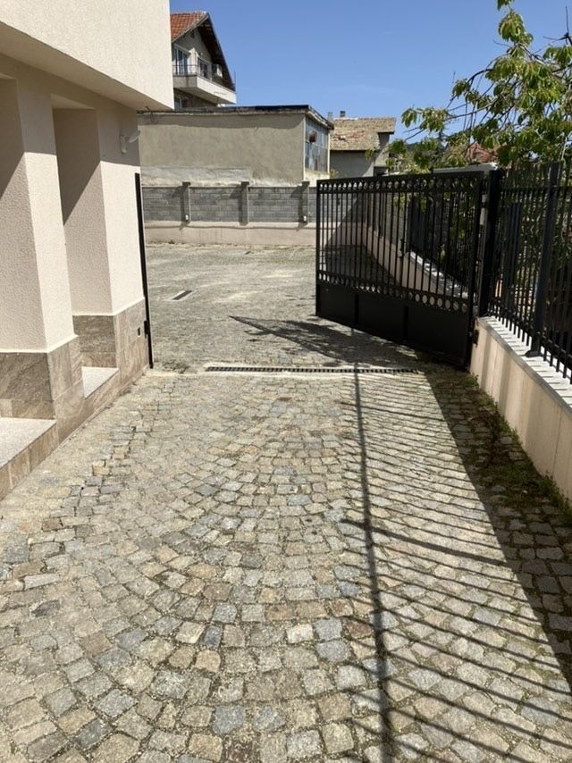 Продава Гараж  кв. Виница, град Варна