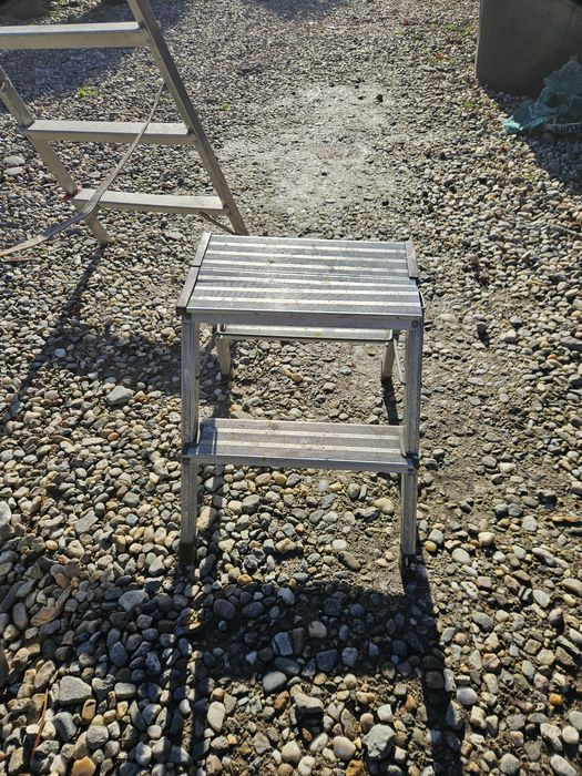 scara aluminiu 7 trepte si scara cu 2 trepte