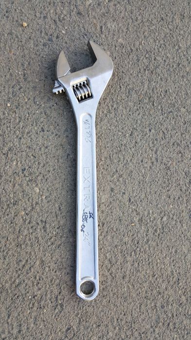 Cheie reglabila, 24 ", crom vanadiu