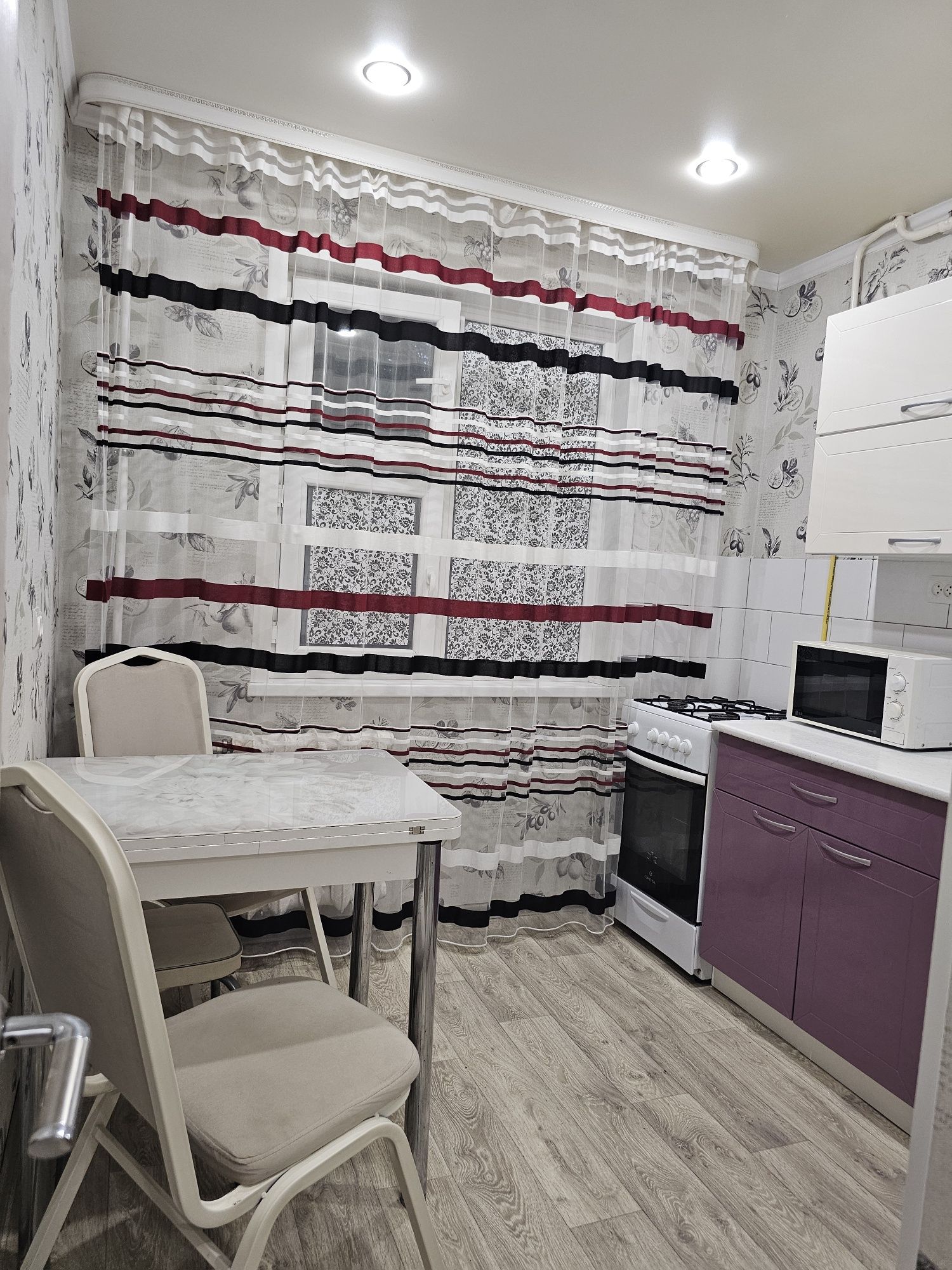 Продам 1 комнатную квартиру в центре