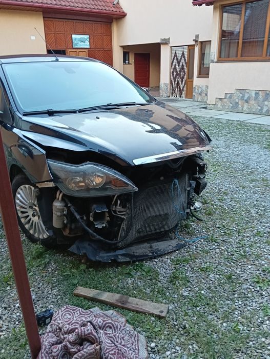 Vând Ford focus an de fabricație 2008