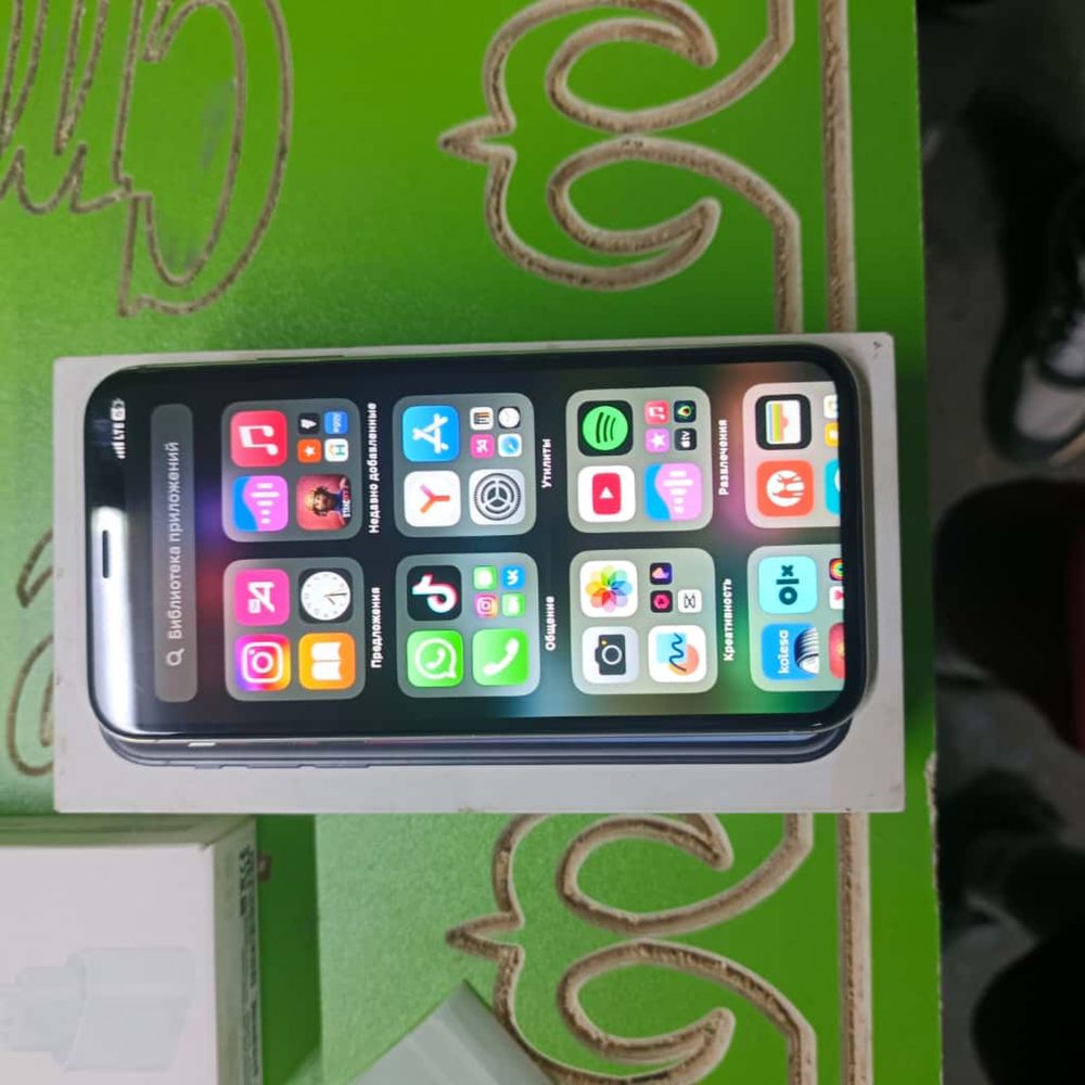 iPhone X,64 гб. Продам срочно в зопошем состояное