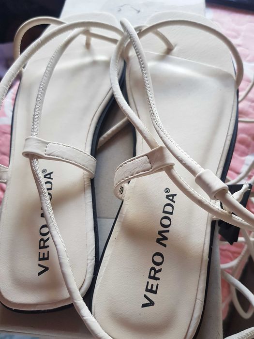 Sandale dama VeroModa noi marimea 39
