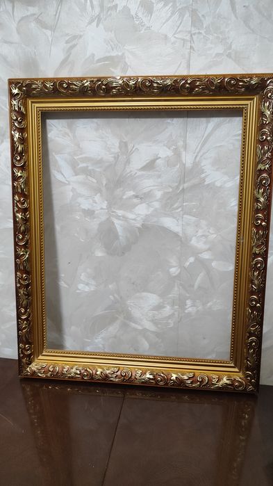 Рамка для картины 50х40.Багет б/у