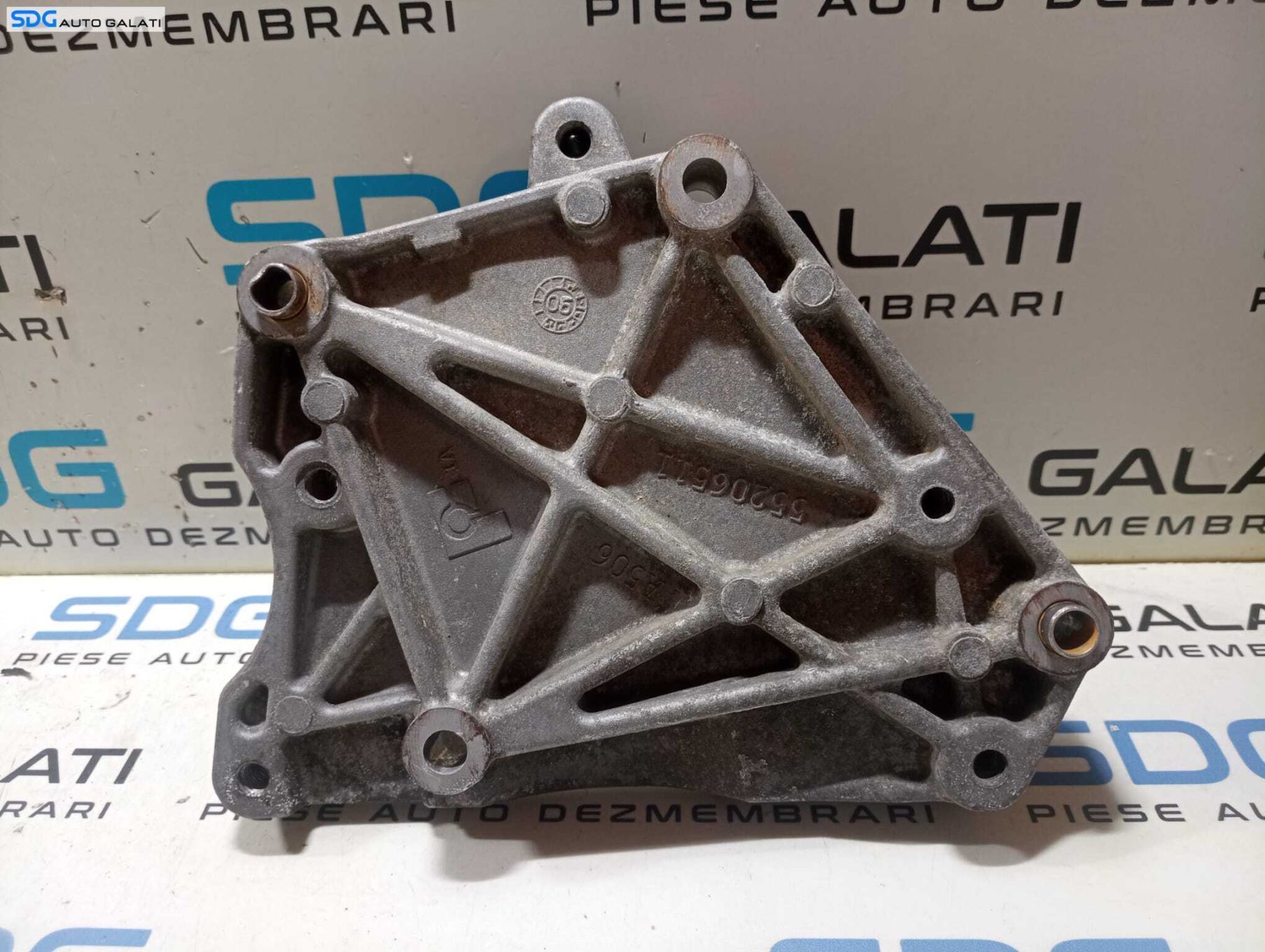 Suport Alternator Opel Corsa D 1.3 CDTI 2006 - 2014 Cod 55206511 [M5949]