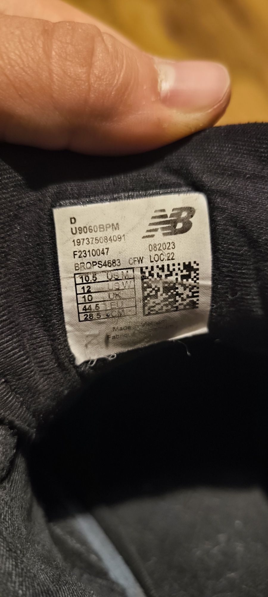 New Balance 9060 44.5