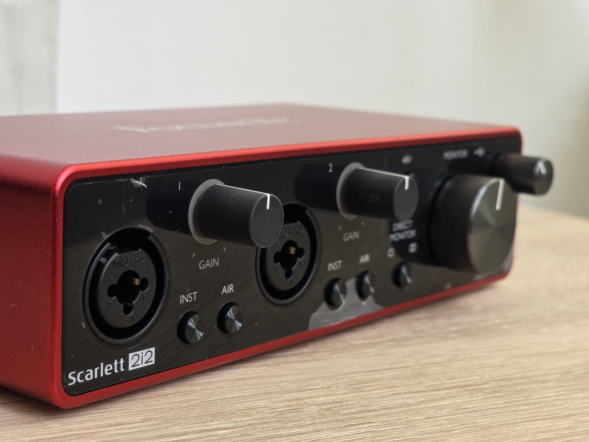 Interfata audio Focusrite Scarlett 2i2 3rd Gen