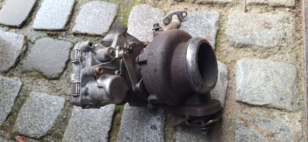 Турбокомпресор Мерцедес А651 090 01    86