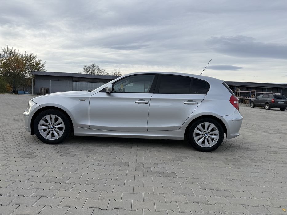 BMW seria 1, 118D