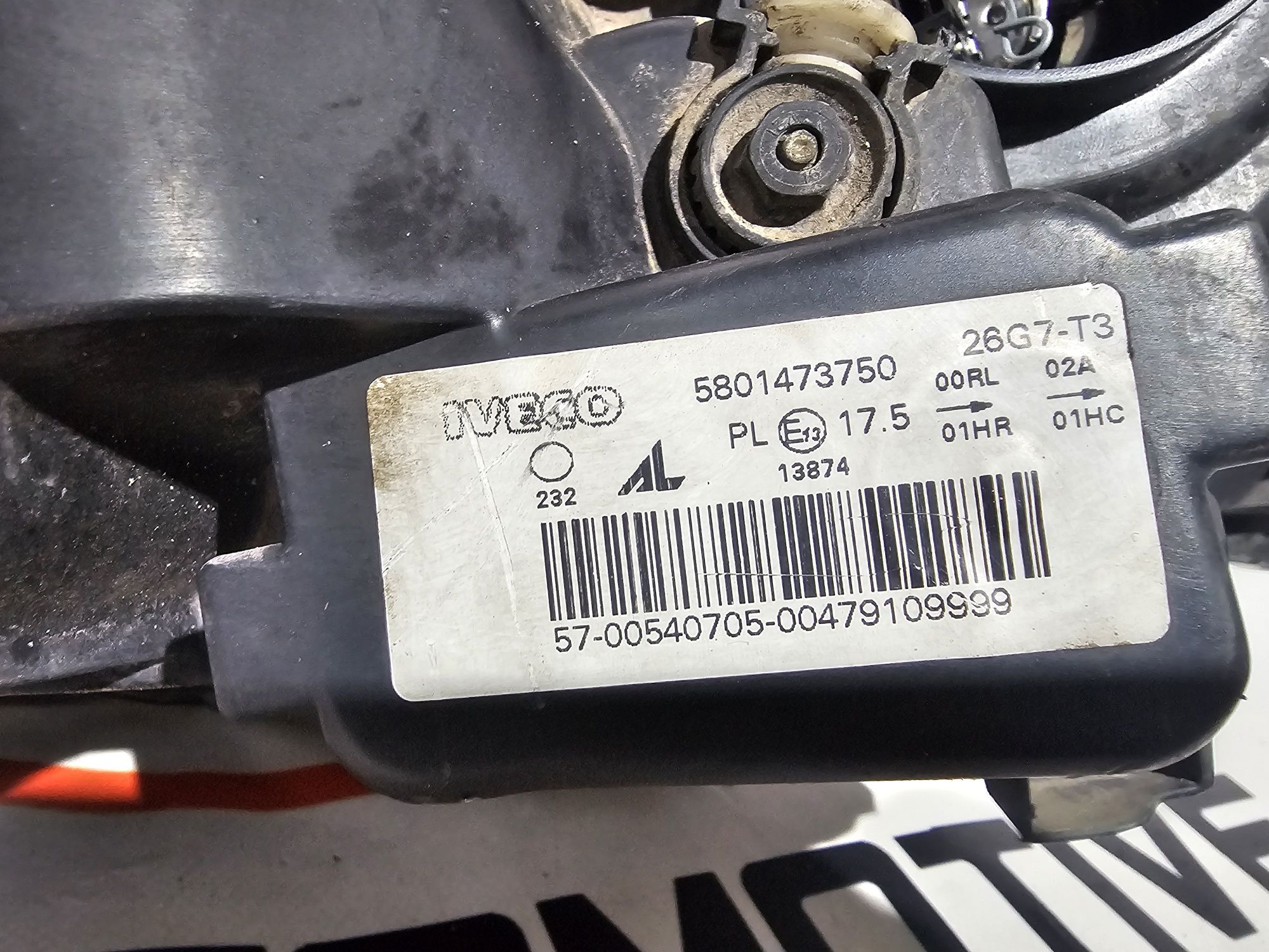 Far stanga Iveco Daily dupa 2014 cod 5801473750