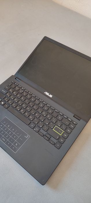 Ноутбук Asus E410MA