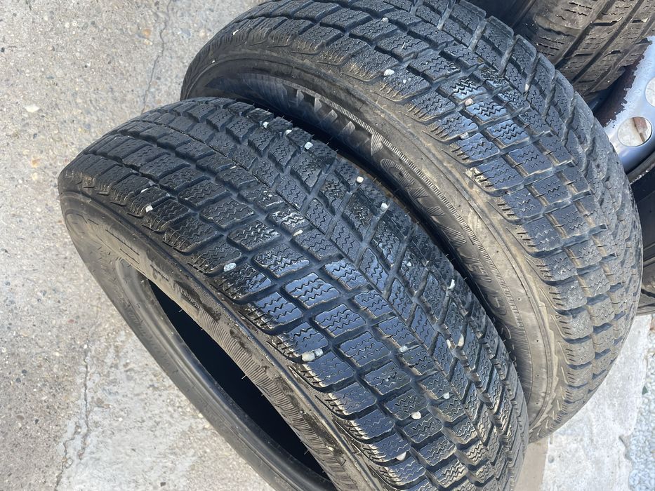 2 anvelope iarna 205/70/15