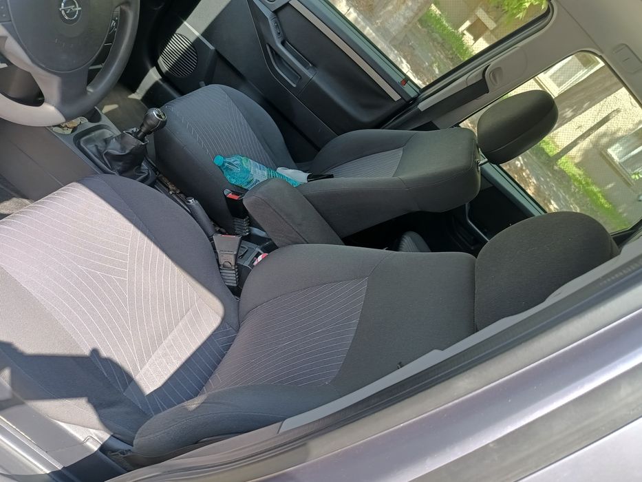 Опел Мерива фейслифт 1.6 б/г