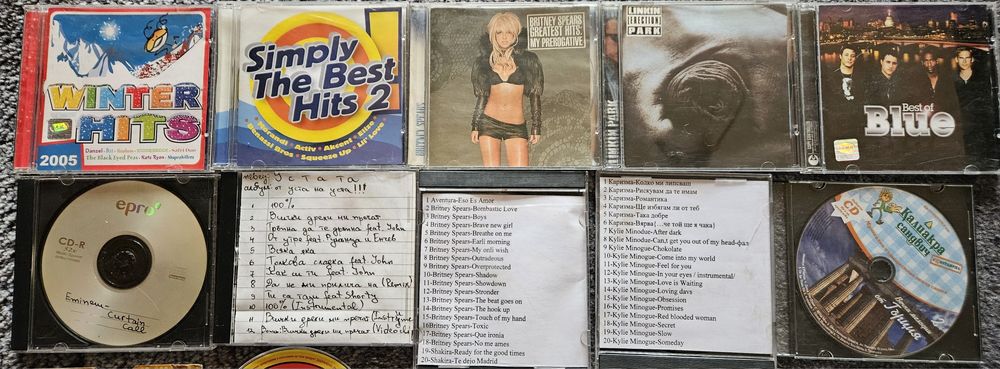 Дискове с музика, филми и игри и Аудио касети