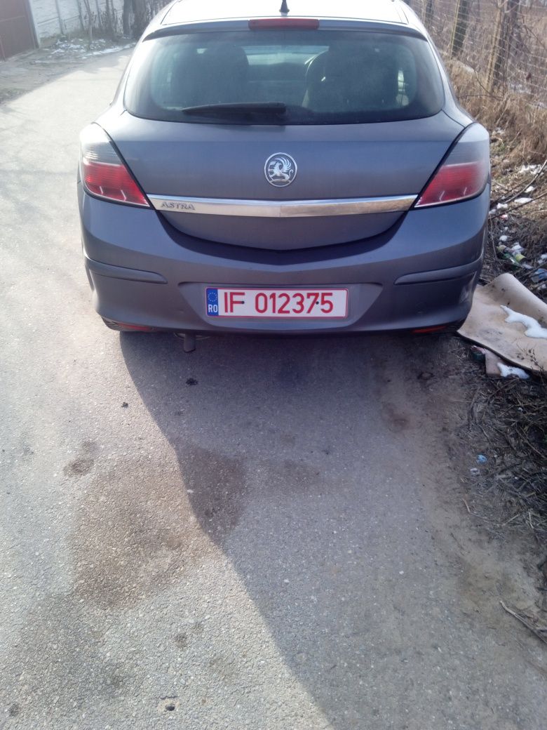 Bara spate triple haion Opel Astra h gtc