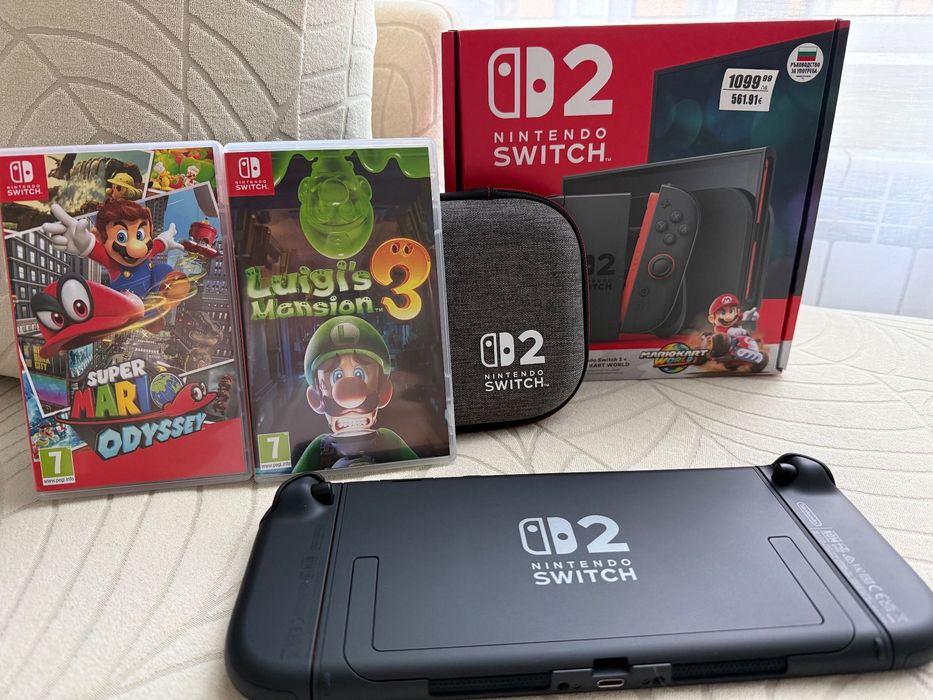 Nintendo Switch 2 + 3 игри, калъф и залепено стъкло