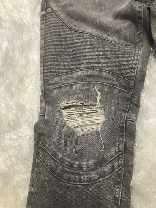 Blugi bărbăteși Guess