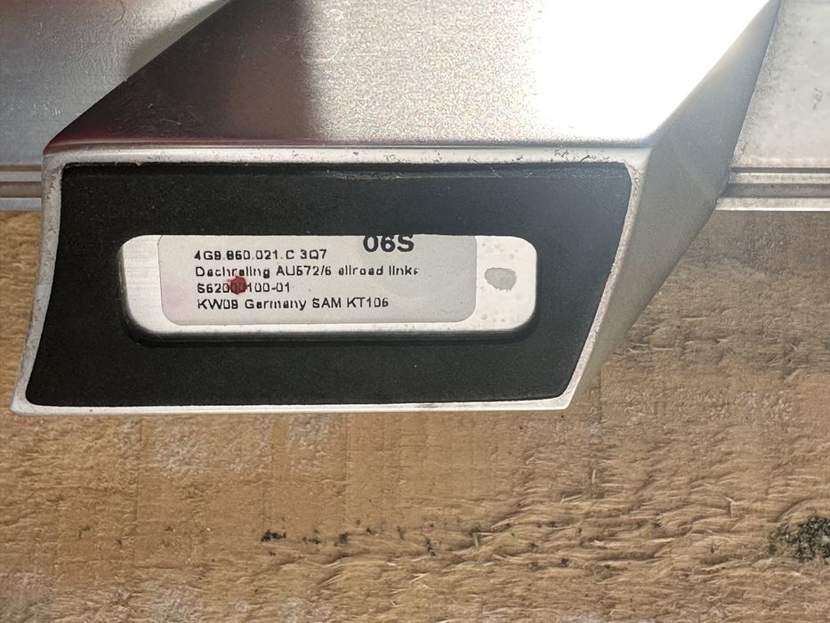 Рейлинг лайсни багажник за таван AUDI A6 C7 Комби 4G9860021C 4G9860022