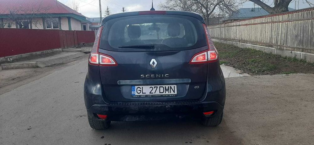 Renault scenic motor 2.0 150 cp stare foarte buna automata