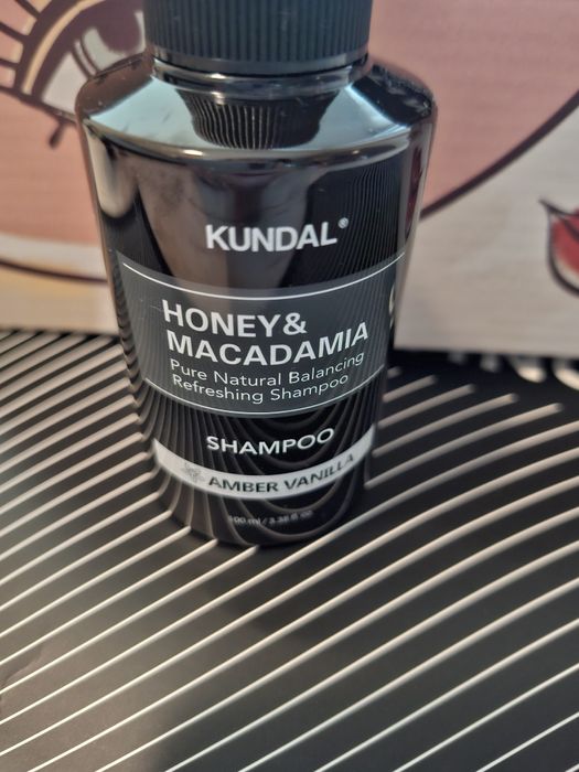 Комплект козметика корейска,червило и балсам устни