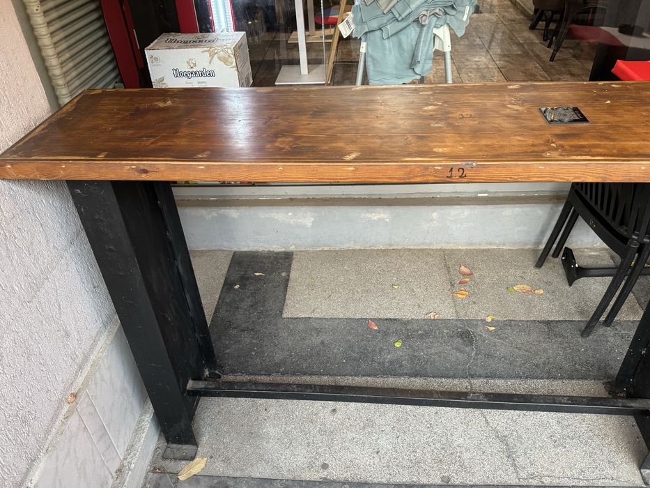 Masa inaltă/Pupitru din fier si lemn