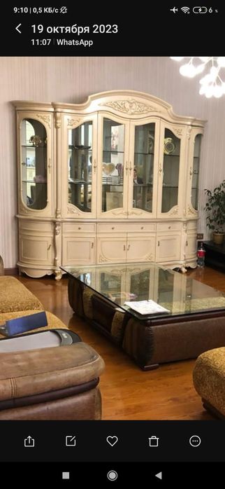 Продам сервант в хорошем состояний