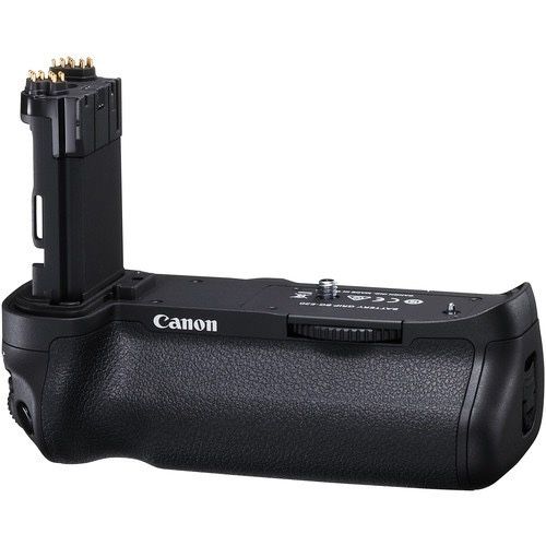 Фотоаппарат Canon EOS 80D + китовый объектив EF-S 18-135mm