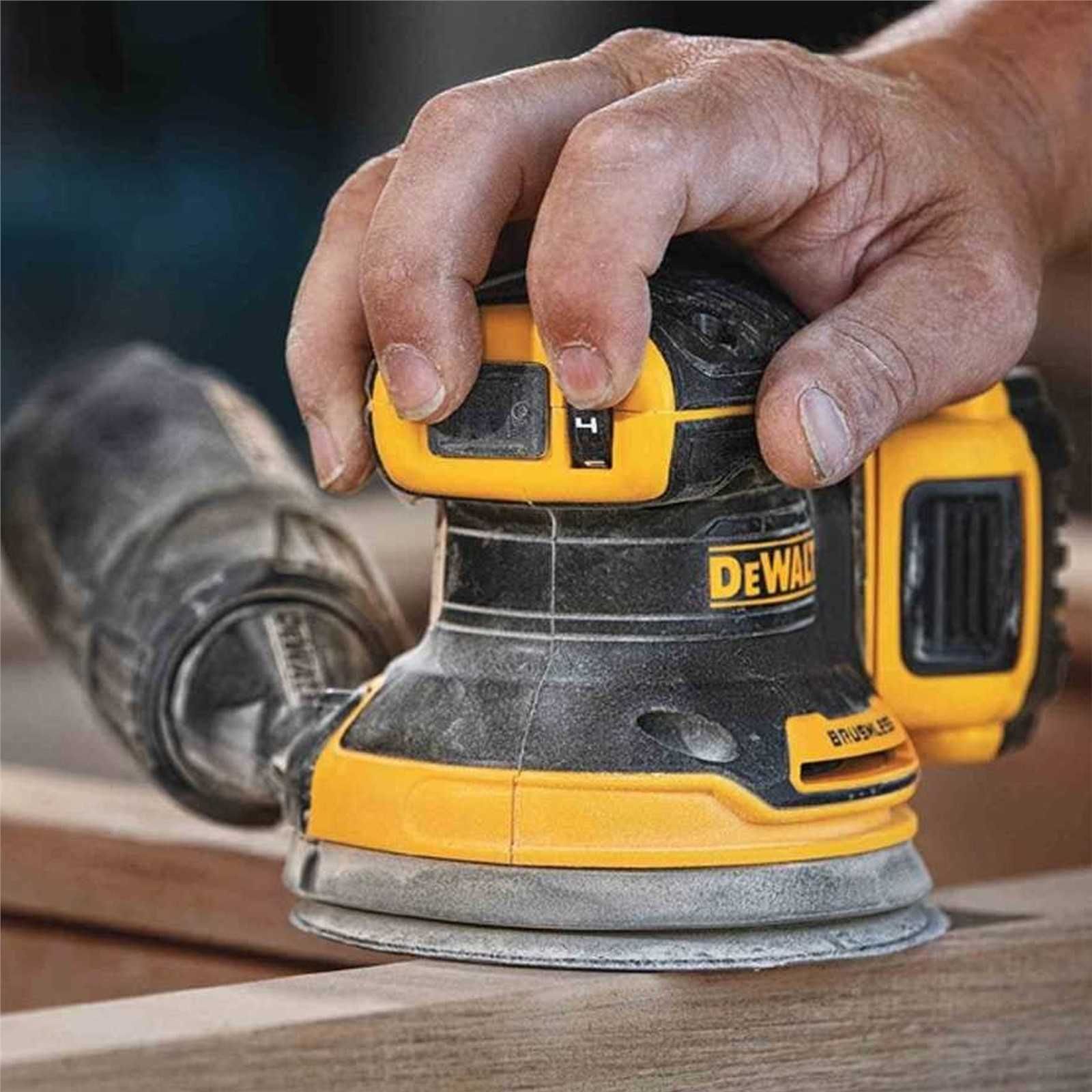 Ексцентършлайф DEWALT DCW210N, 18V, Ø125 mm, 12000 minˉ¹