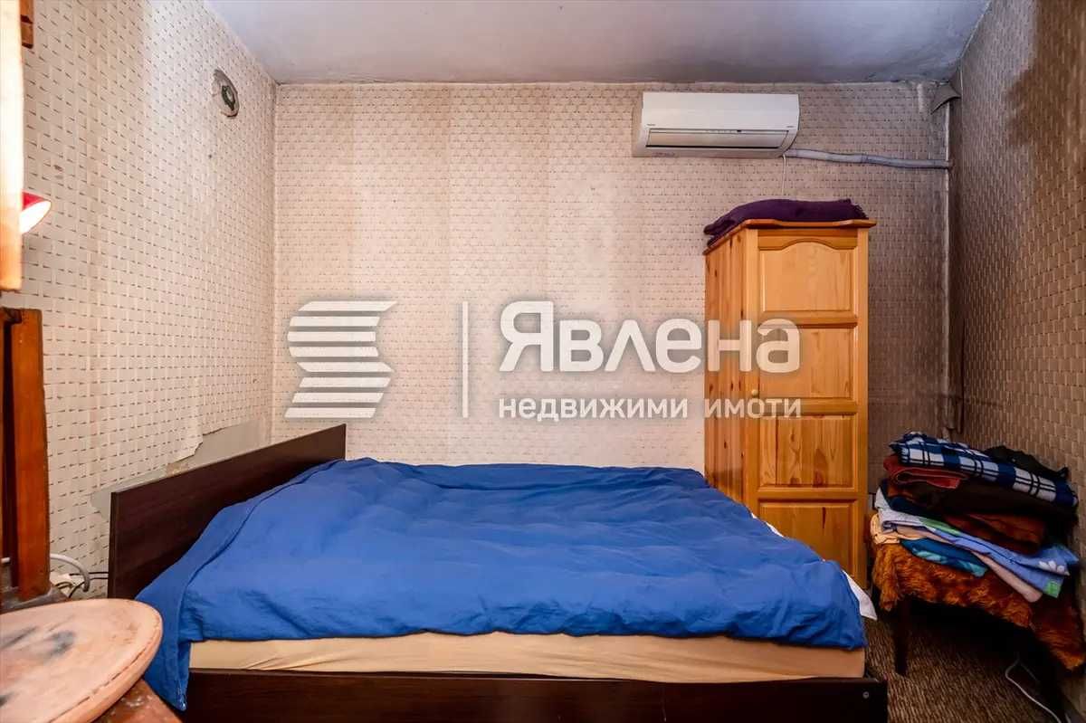 Просторен тристаен апартамент в квартал Левски
