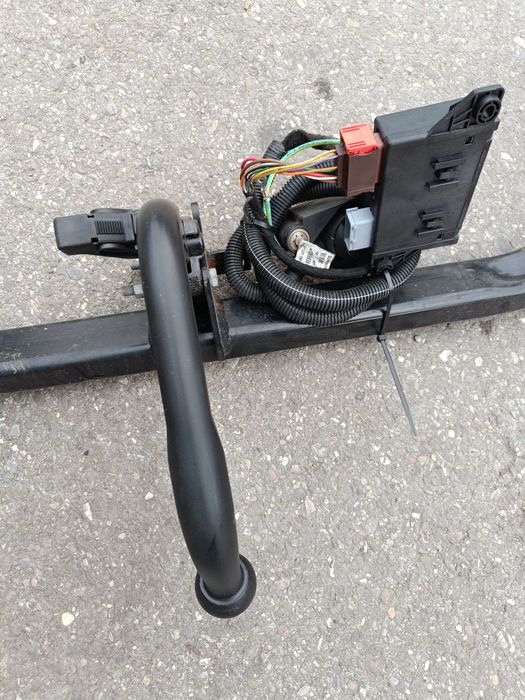 Pret redus pana pe 8.11. Carlig remorca Peugeot 308 II (2013-2021)