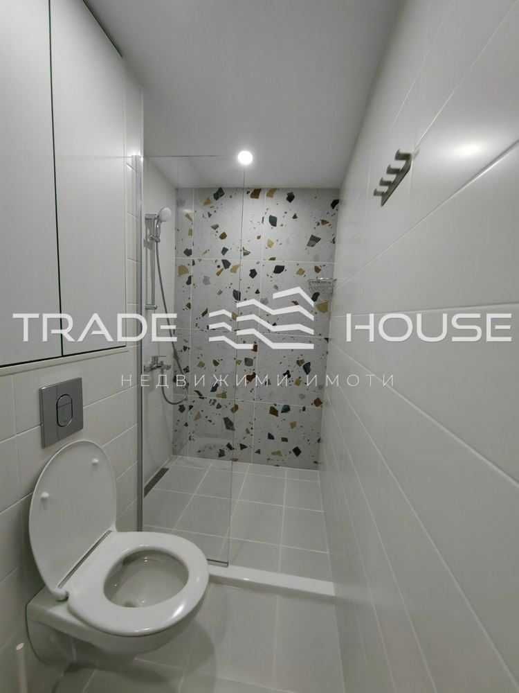 Дава се под наем Тристаен апартамент в Пловдив, Каменица 1 - 120 кв.м за 600 € - Снимка #9