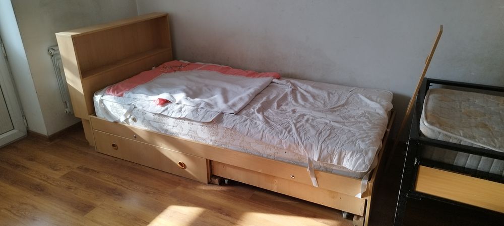 Кровать полторашка